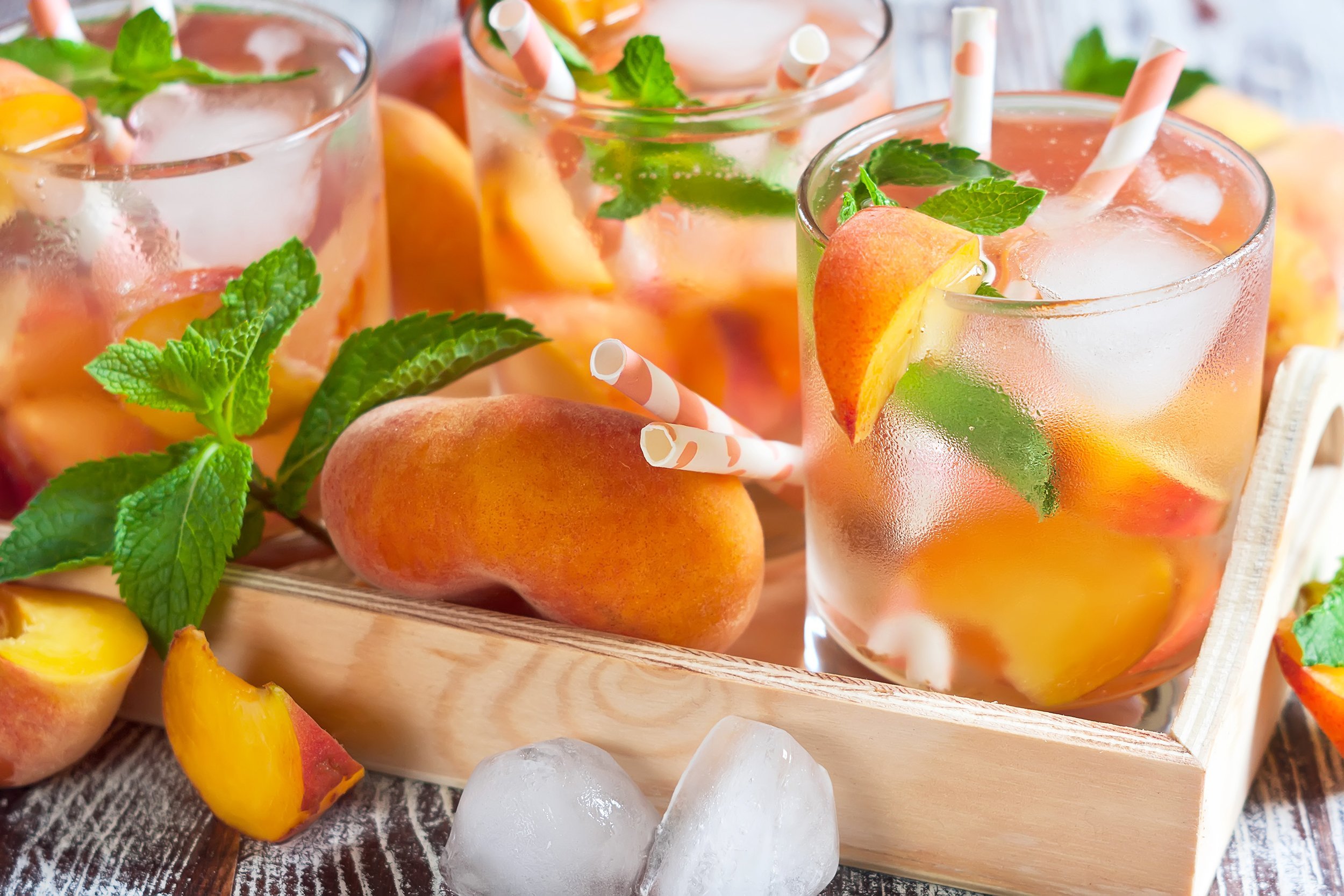 Summer Peach Lemonade