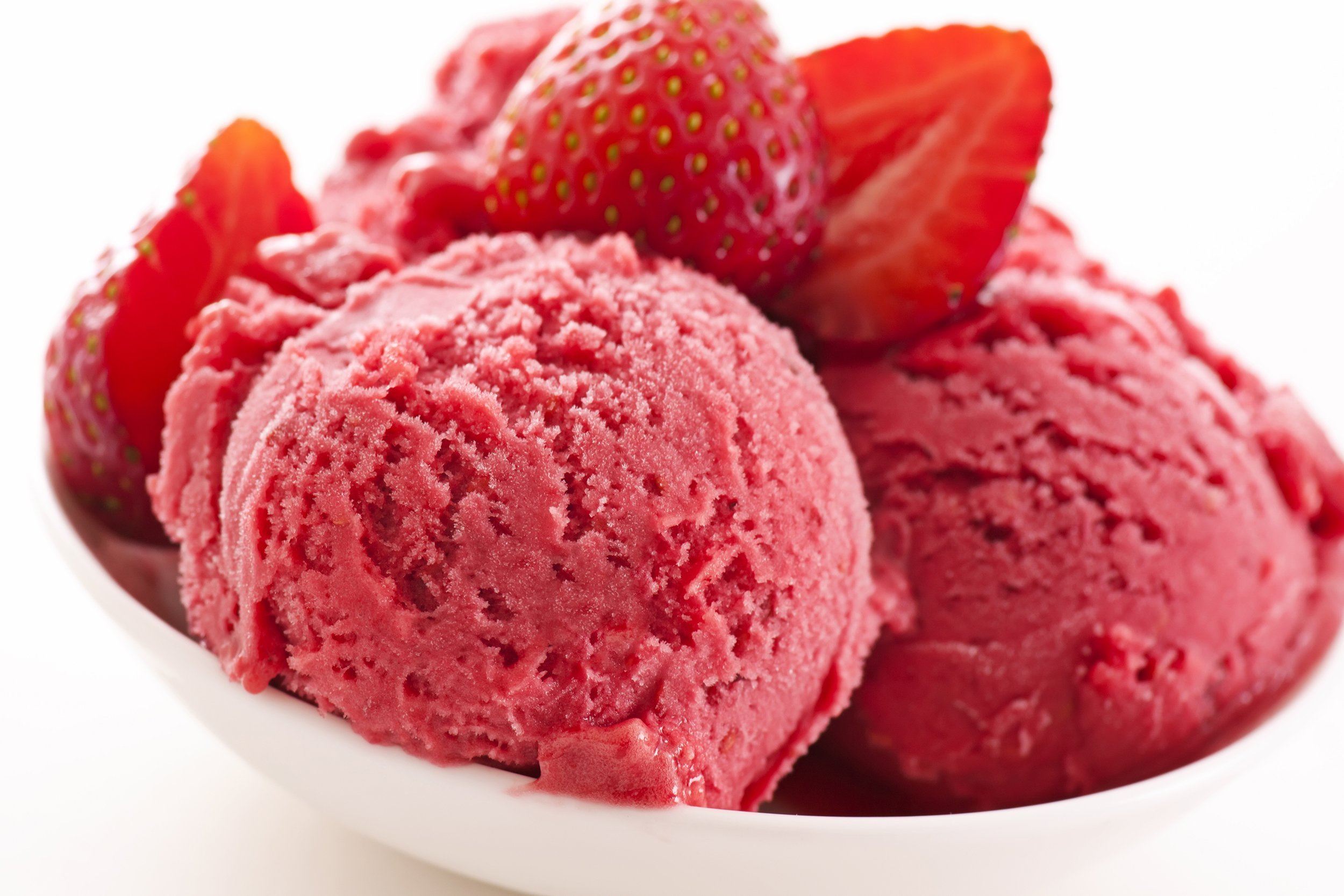 Spiced Strawberry Ice Cream
