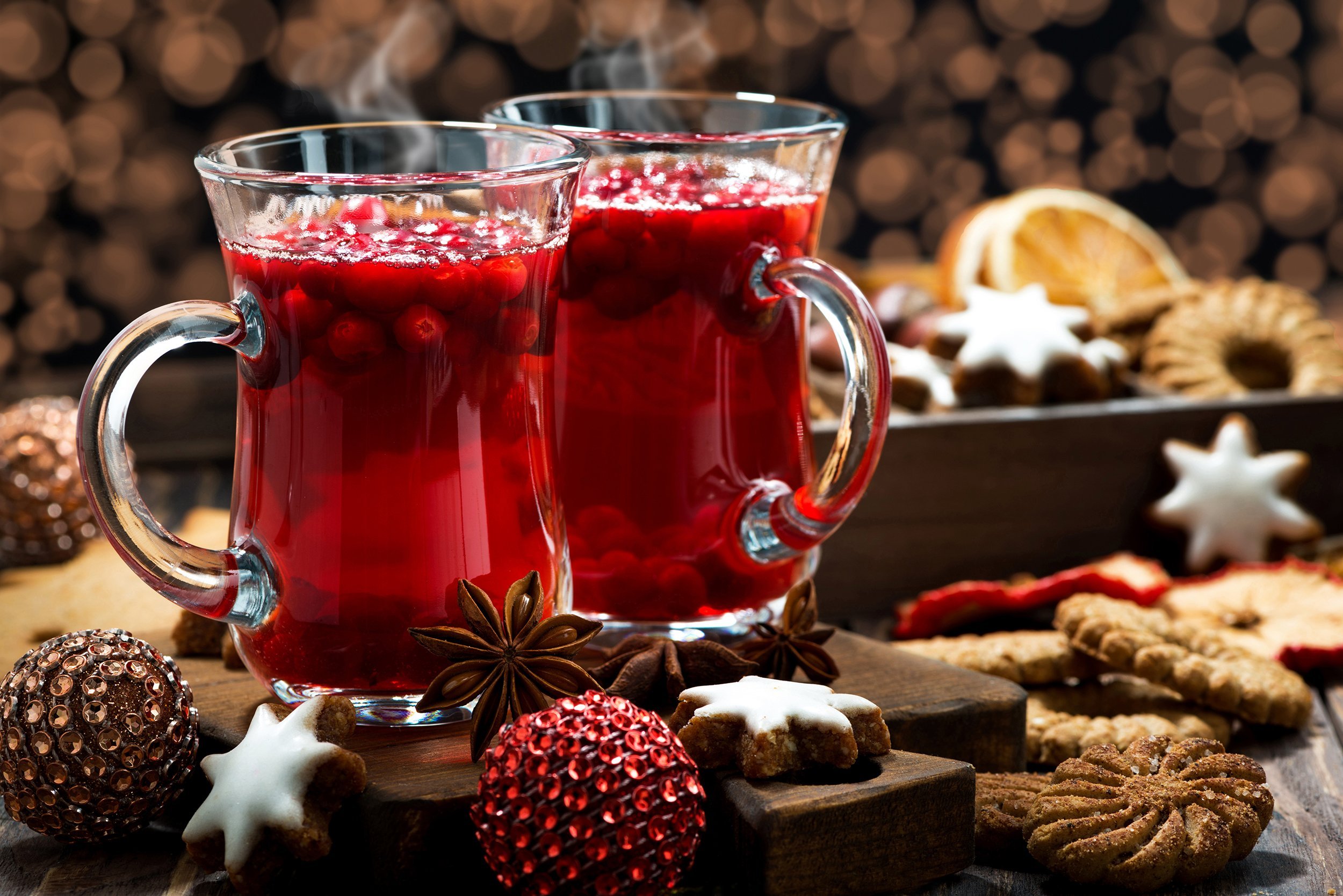 Mulled Maple Cranberry Cider