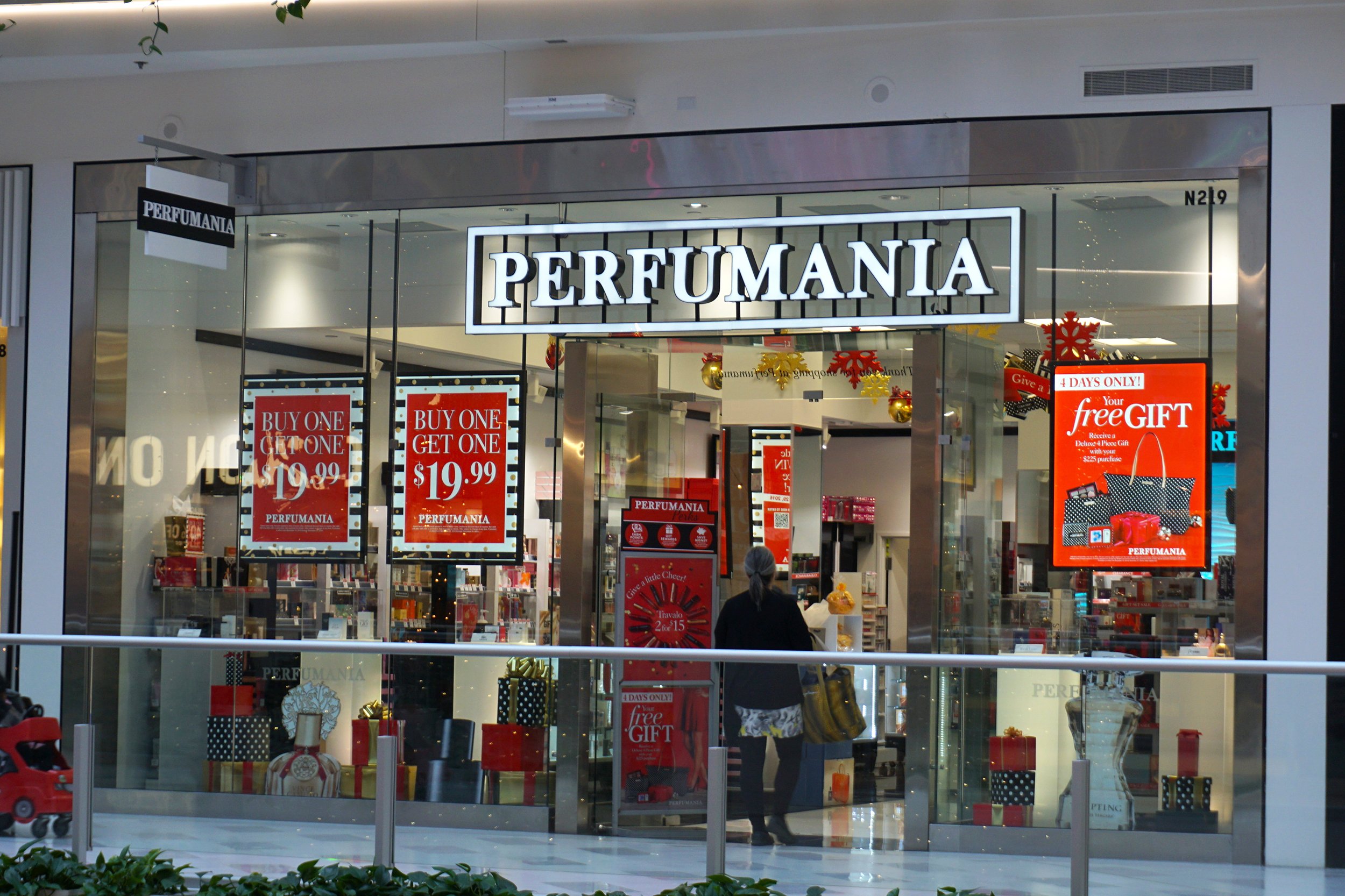Perfumania