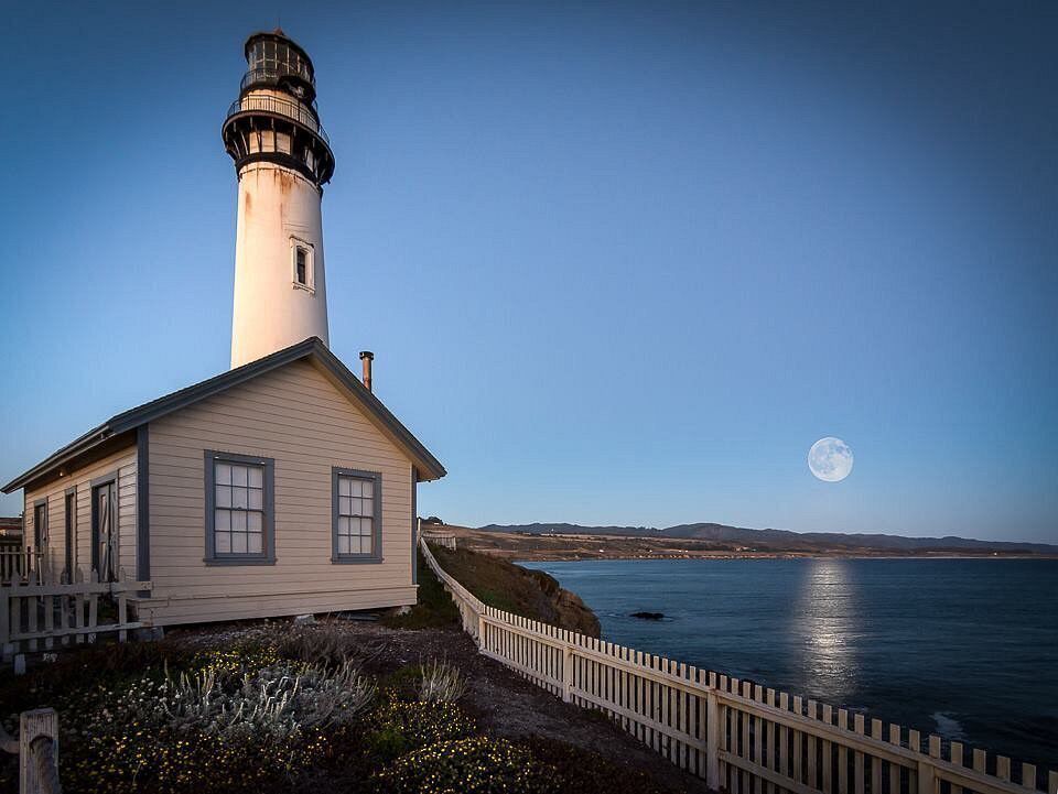 HI-Pigeon Point Lighthouse Hostel, Pescadero, California