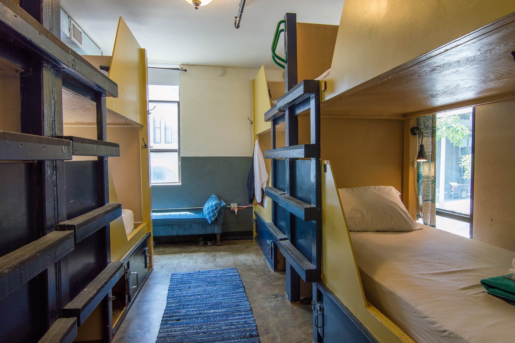 Firehouse Hostel & Lounge, Austin, Texas