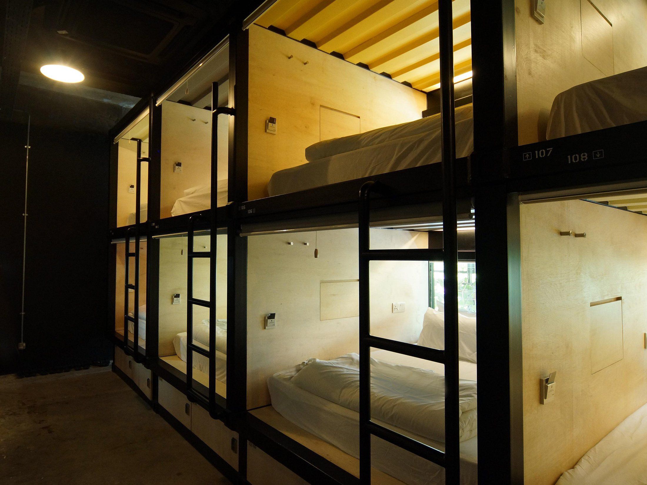 Container Hotel