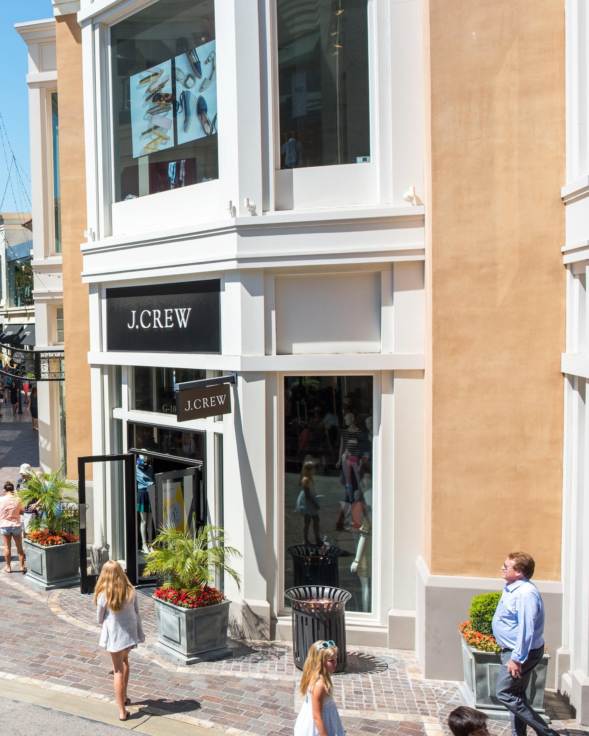 J. Crew store