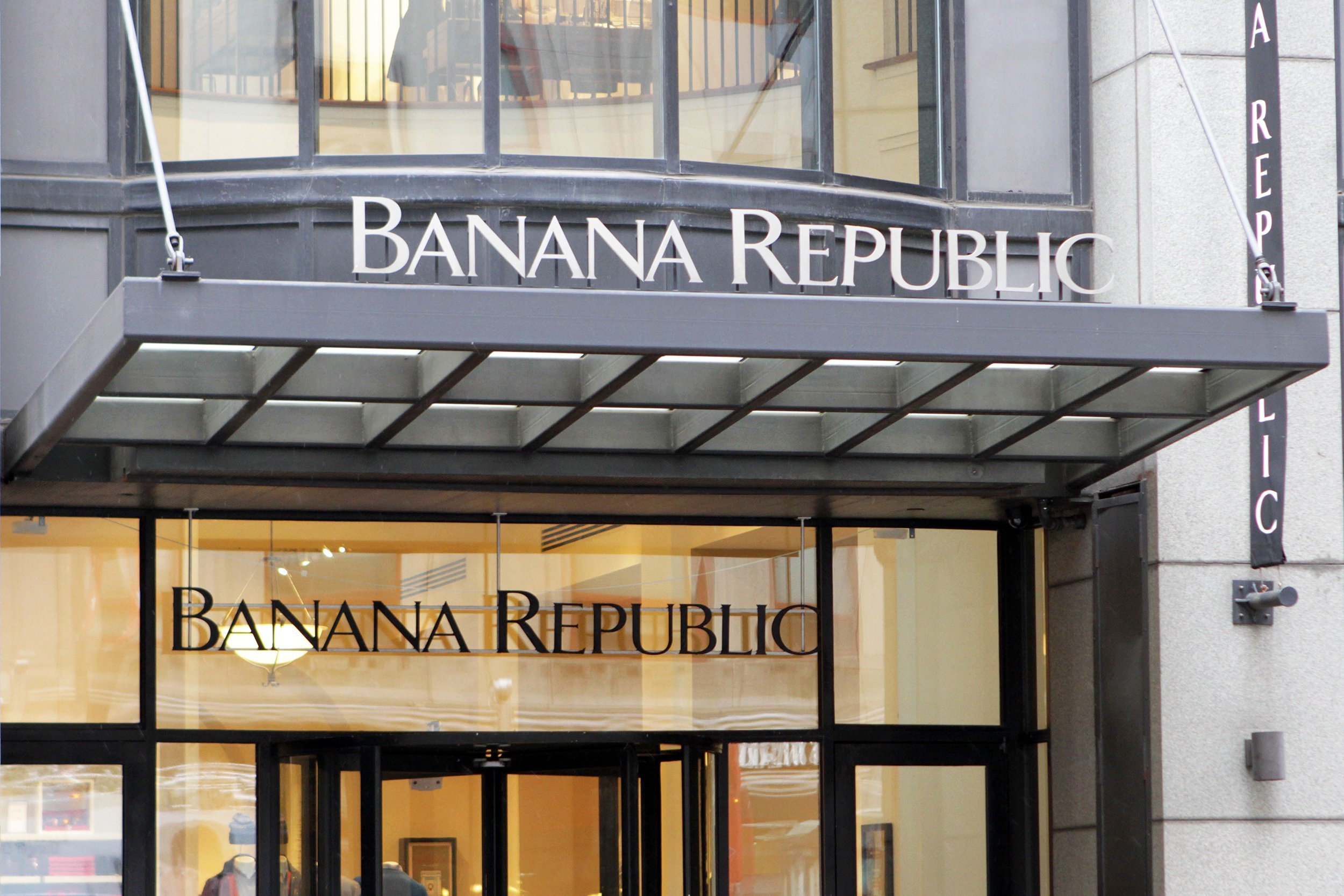Banana Republic store
