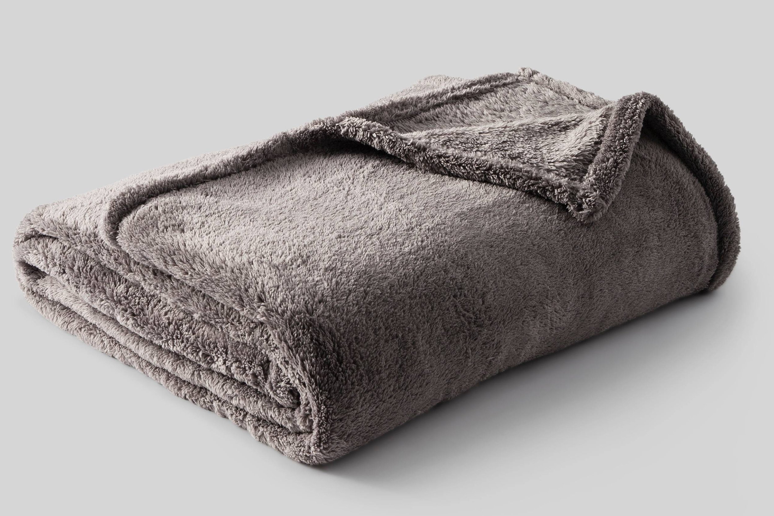 Threshold Fuzzy Blankets