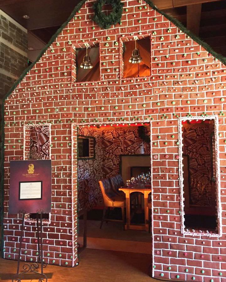 Dine-in Gingerbread House, Arizona
