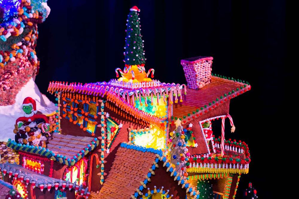 Sheraton Seattle Hotel's Gingerbread Village