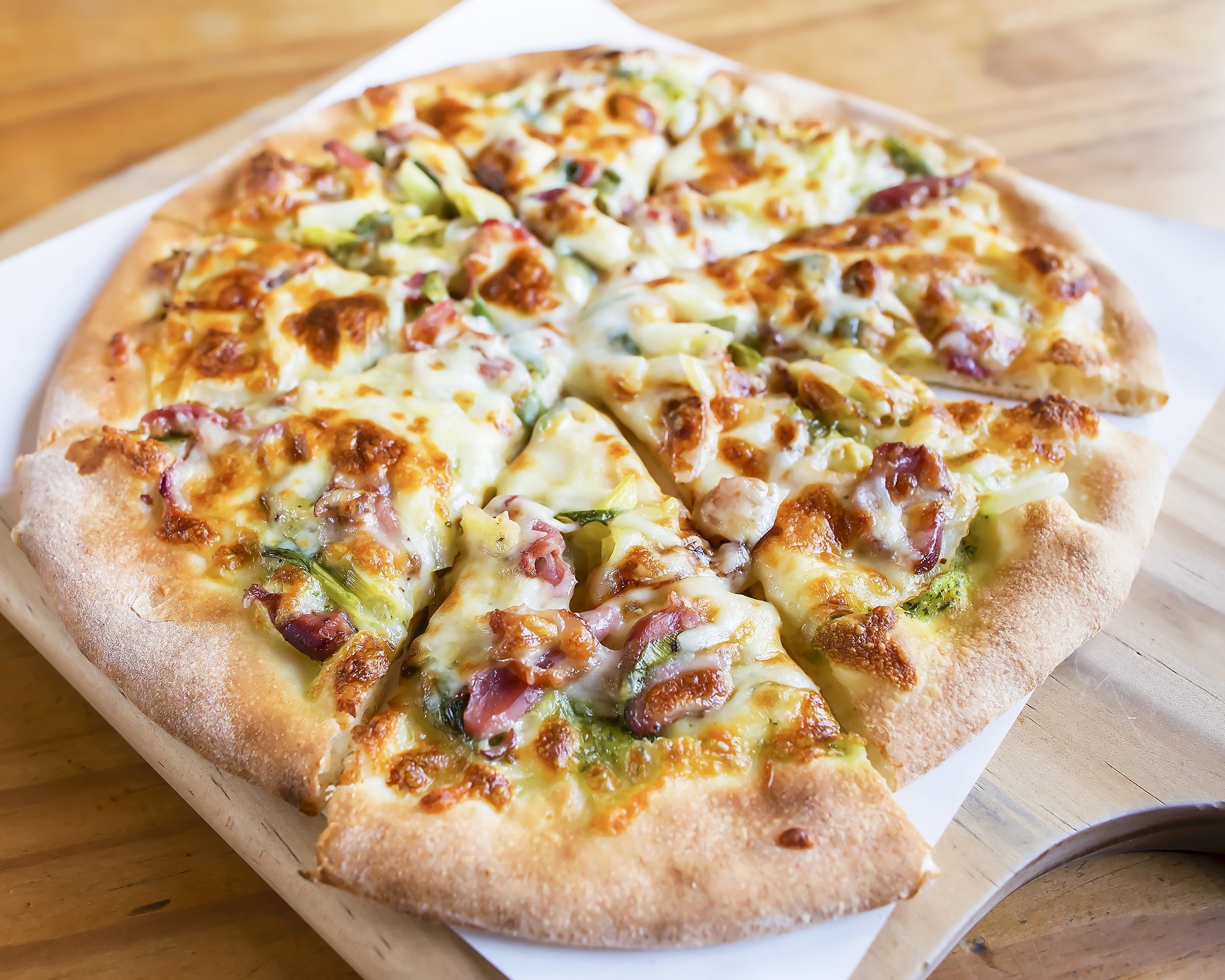 Duck Meat Pizza