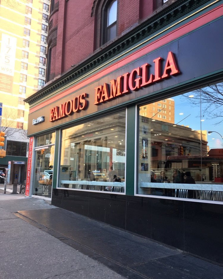Famous Famiglia Pizza