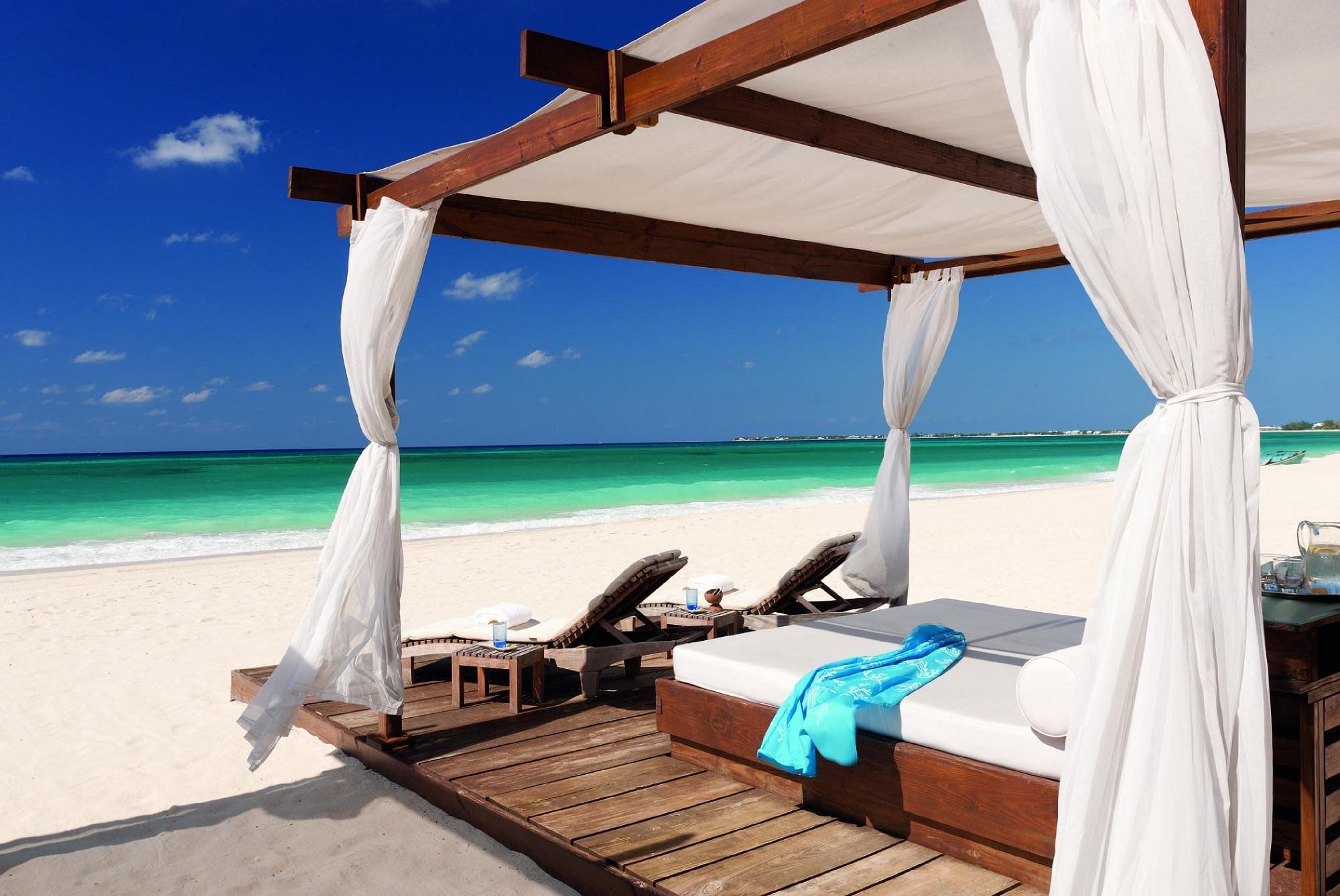 Cayman Cookout, Seven Mile Beach, Grand Cayman
