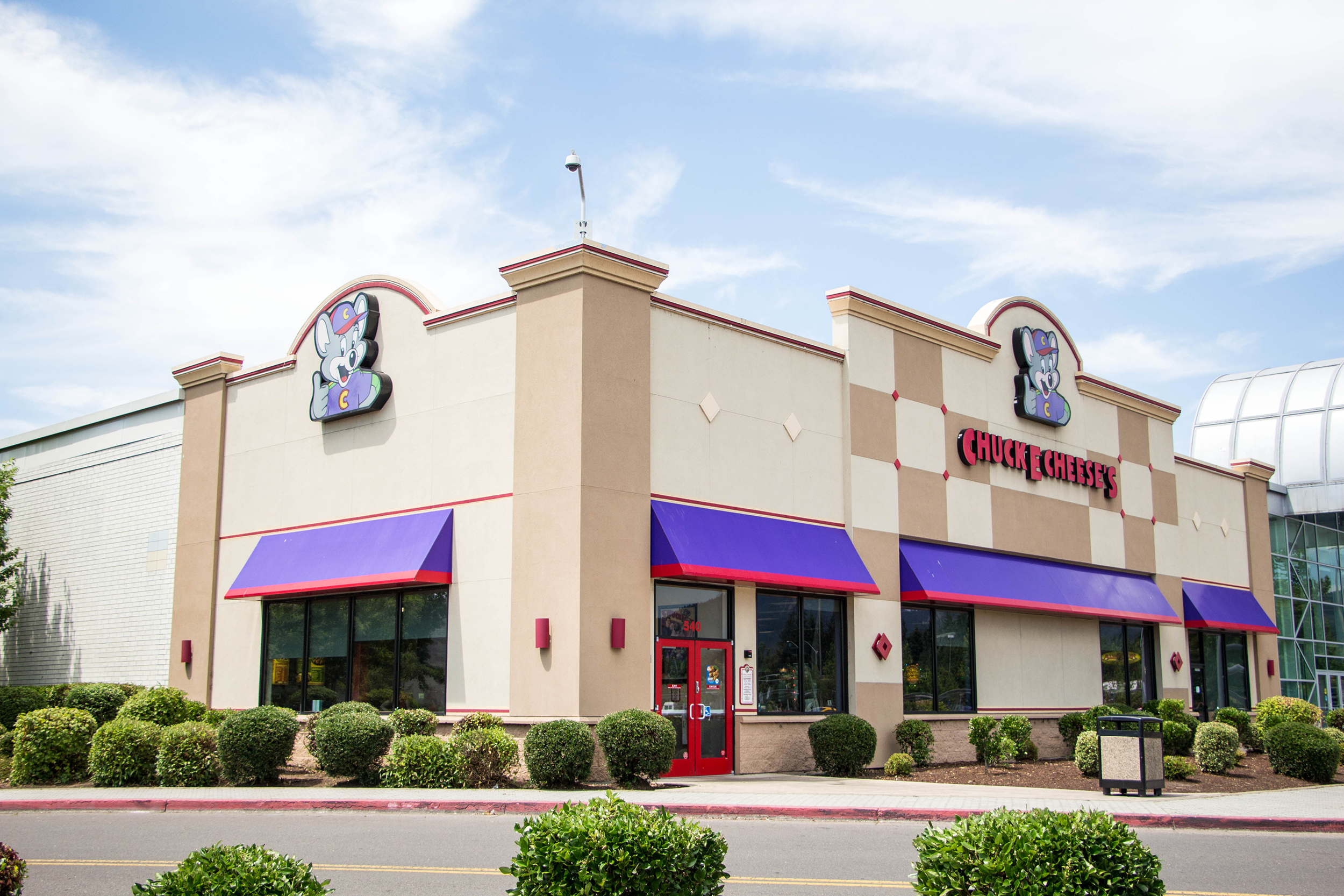 Chuck E Cheese's