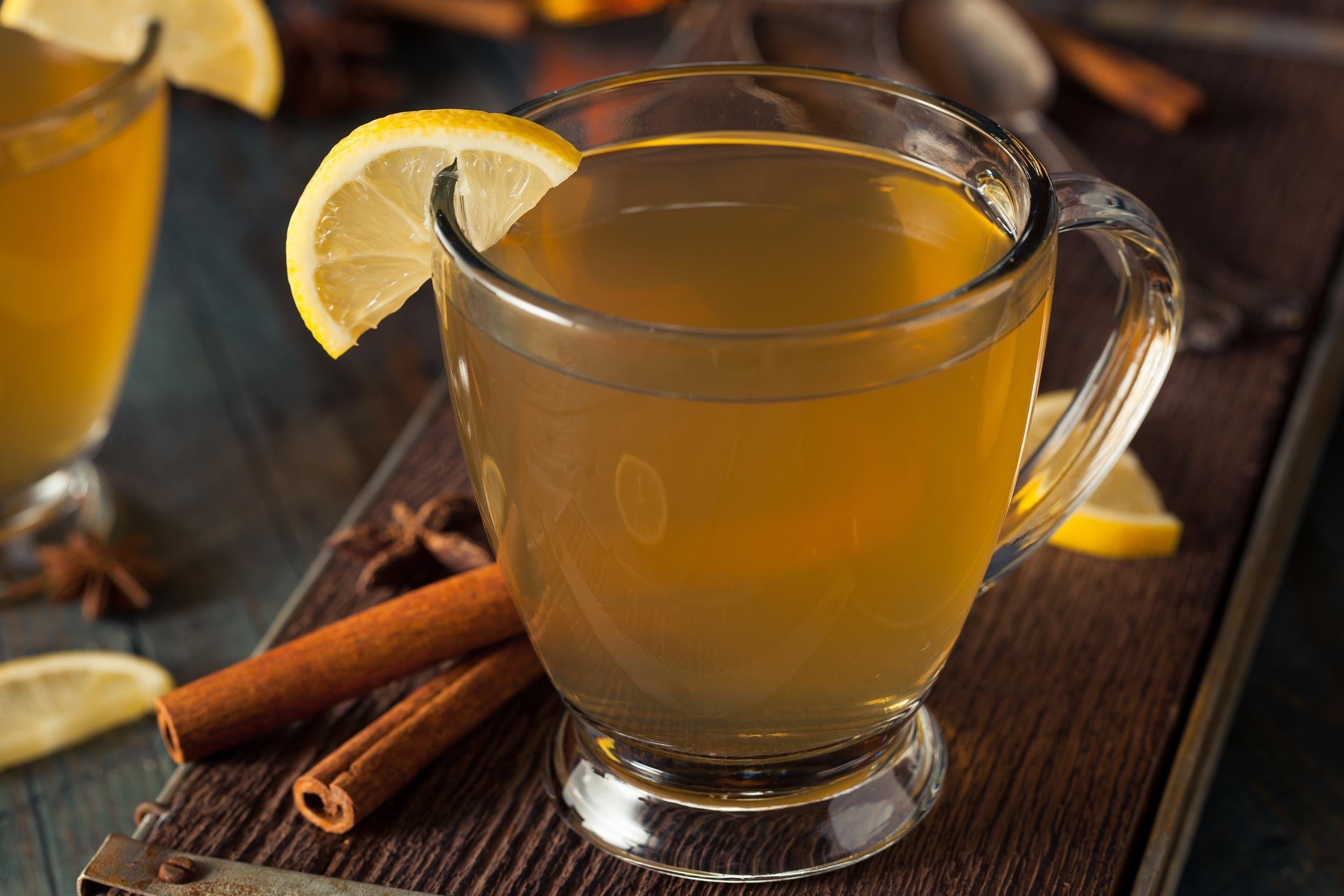 hot toddy with lemon bourbon and spices