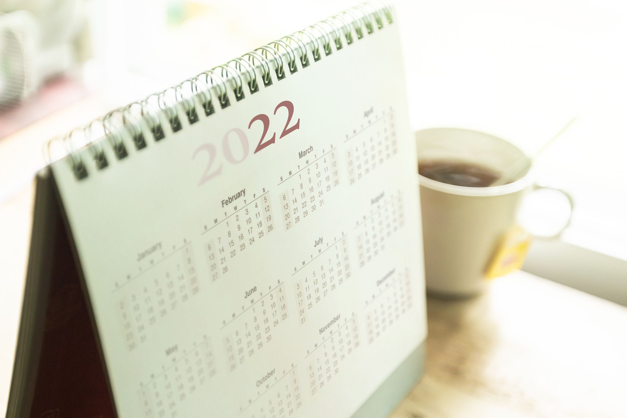 Paper desktop calendar 2022