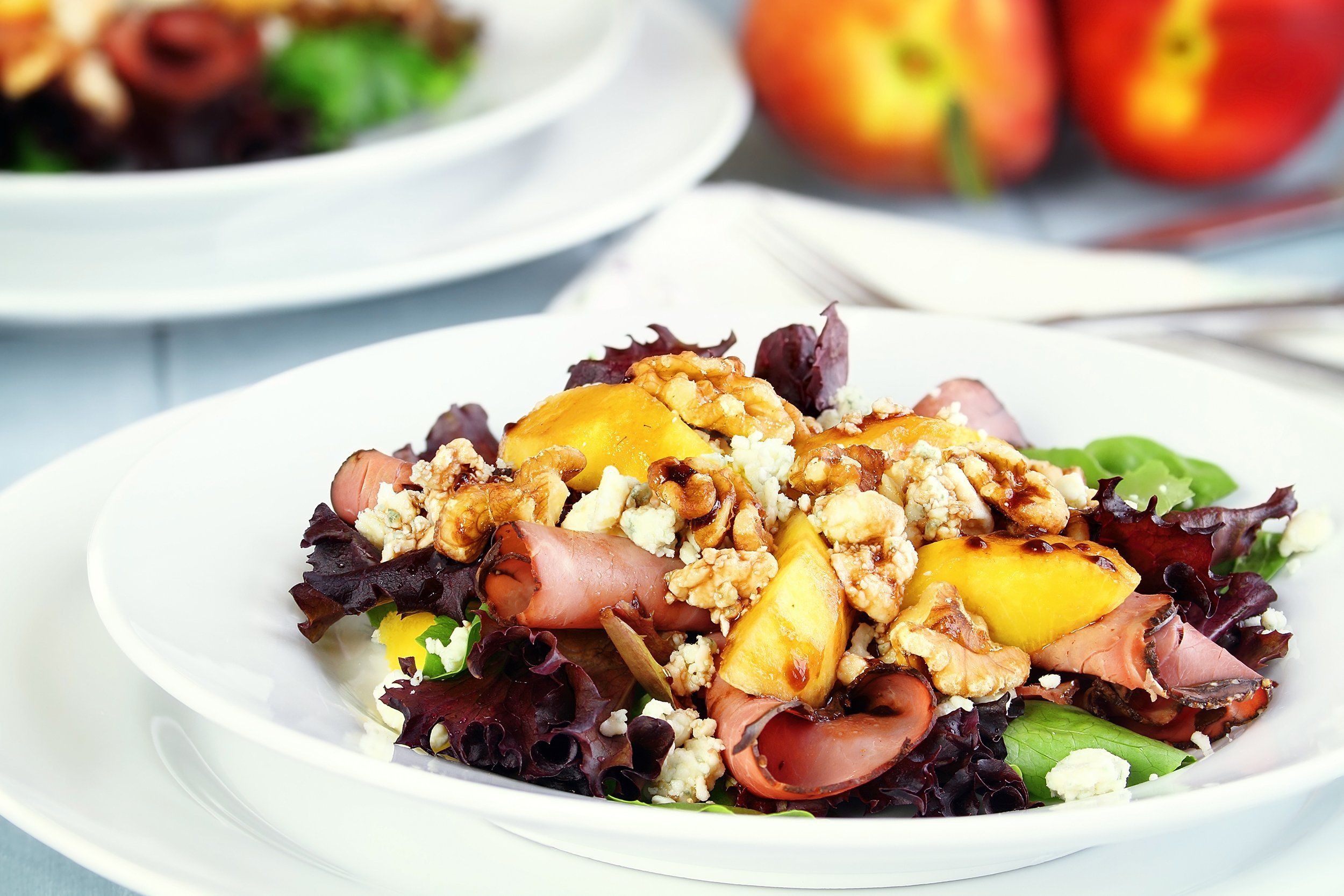 Peach and Gorgonzola Salad
