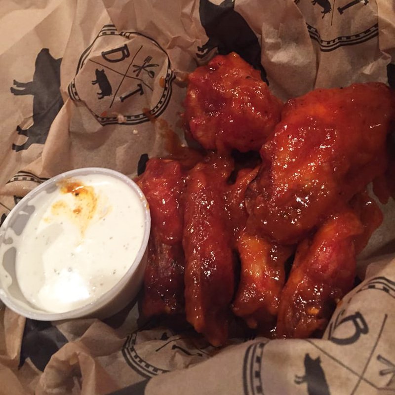 Buffalo Wings at Bigham Tavern in Pittsburgh, Pennsylvania