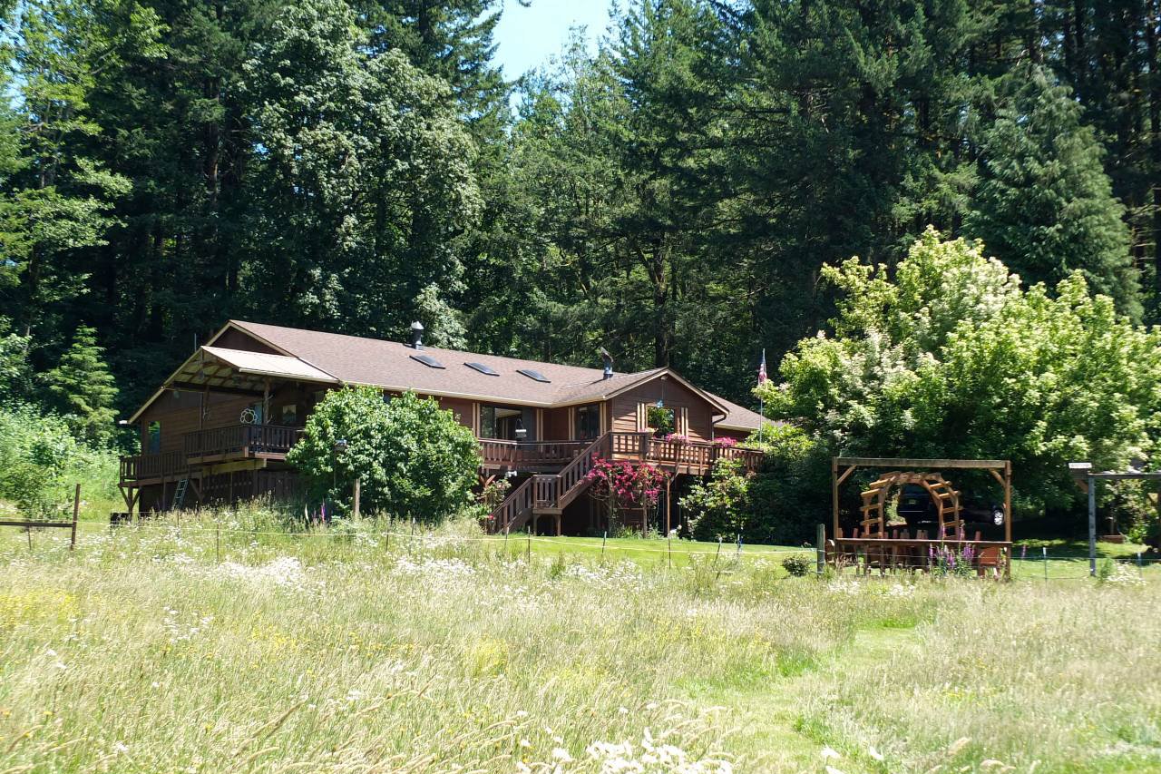 Colibri Gardens in Washougal, Washington