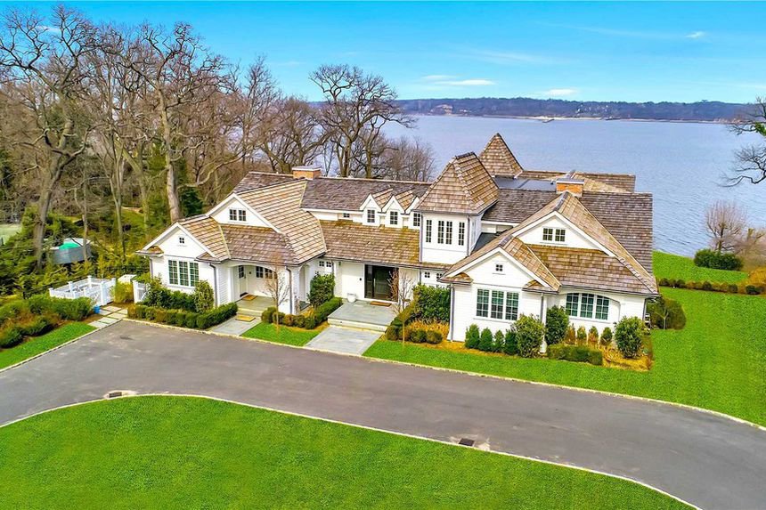 expensive beachfront property on Sands Point, New York