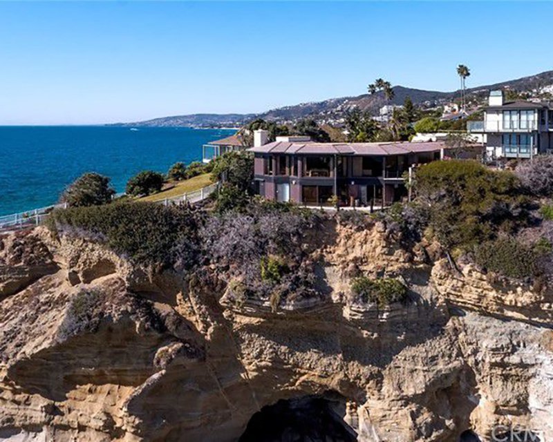 expensive beachfront property on Laguna Beach, California