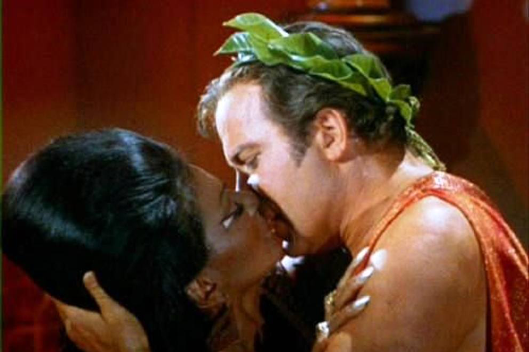 Kirk and Uhura on ‘Star Trek’