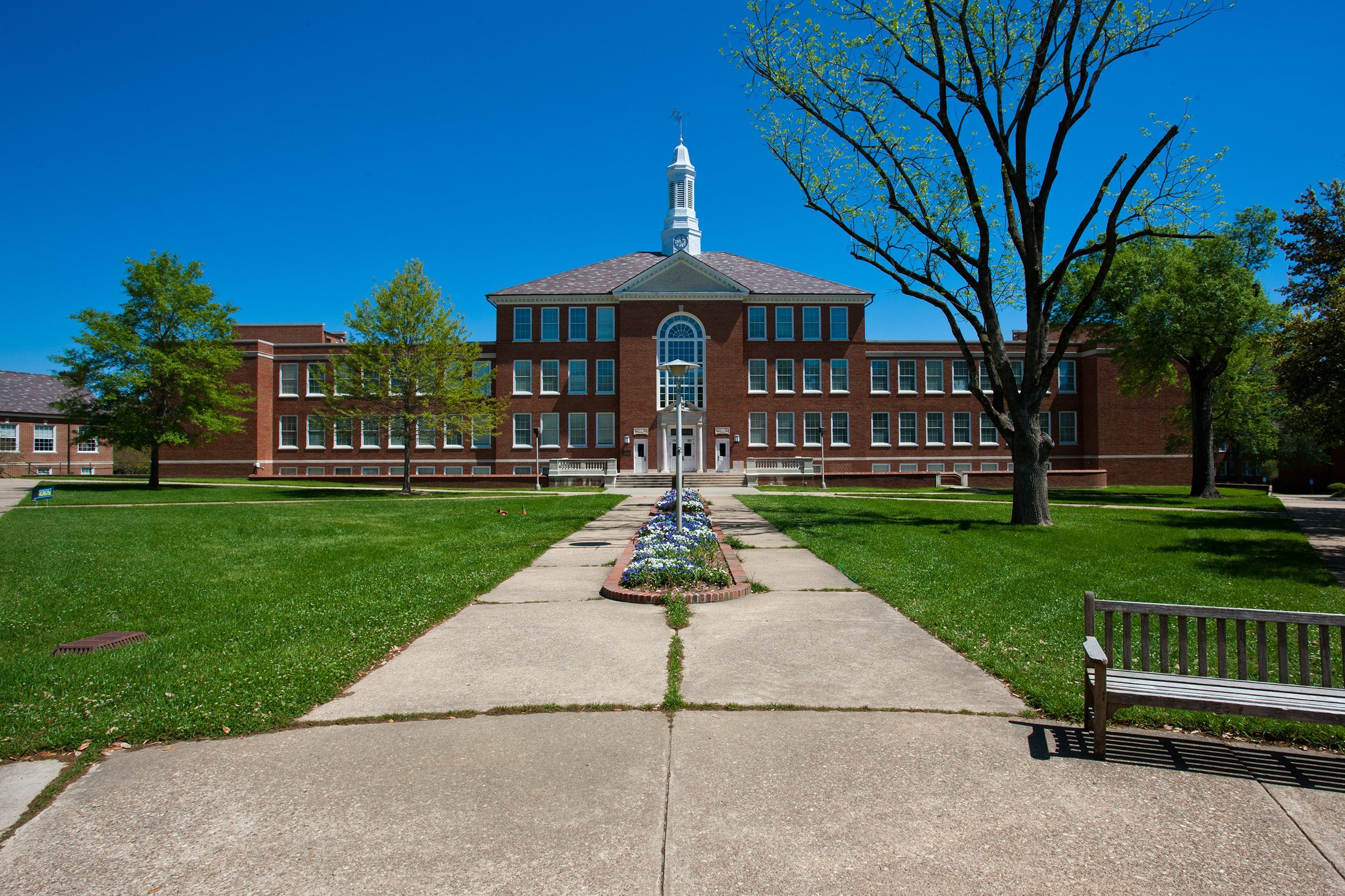 Keeny Hall at Louisiana Tech