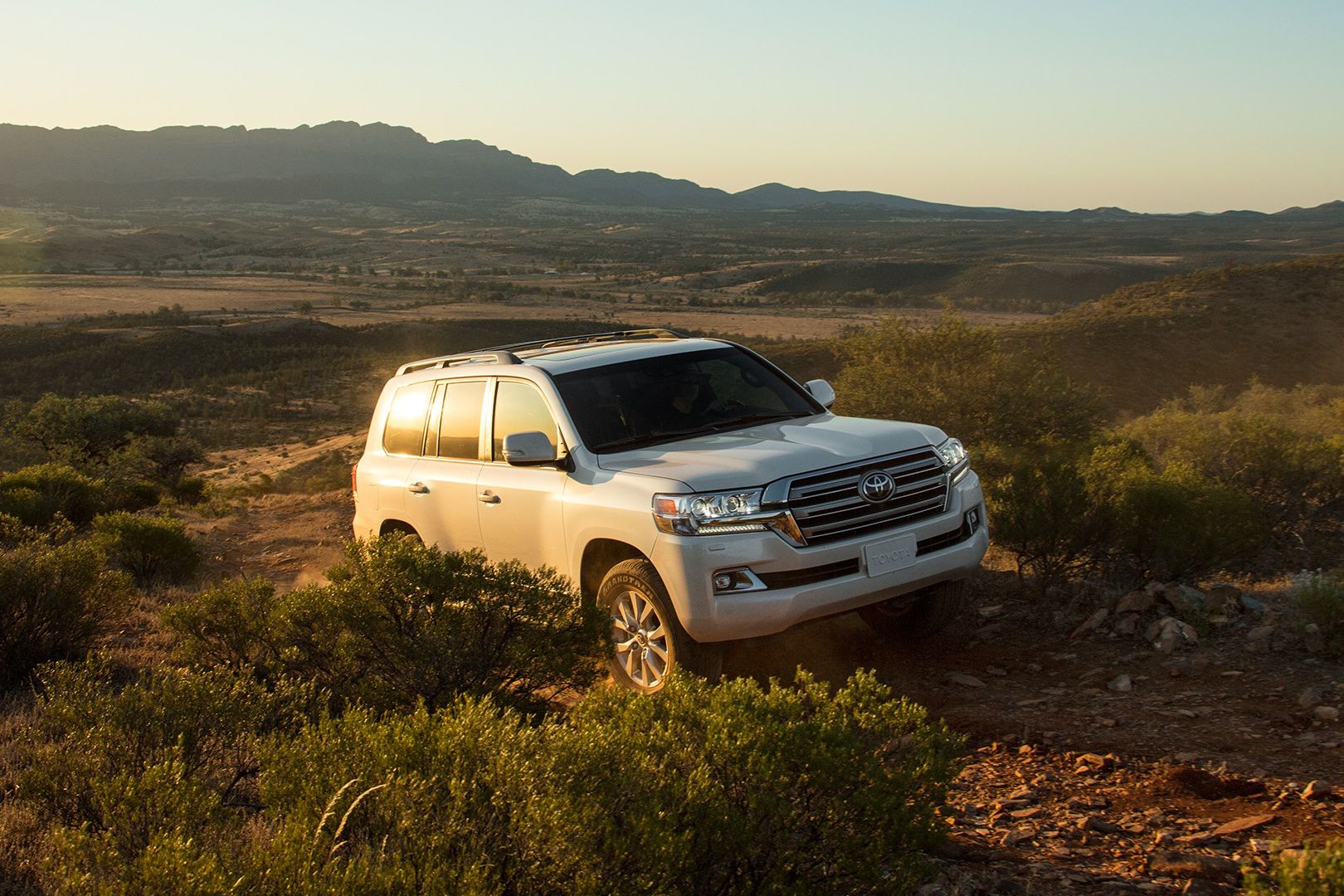 2018 Toyota Land Cruiser