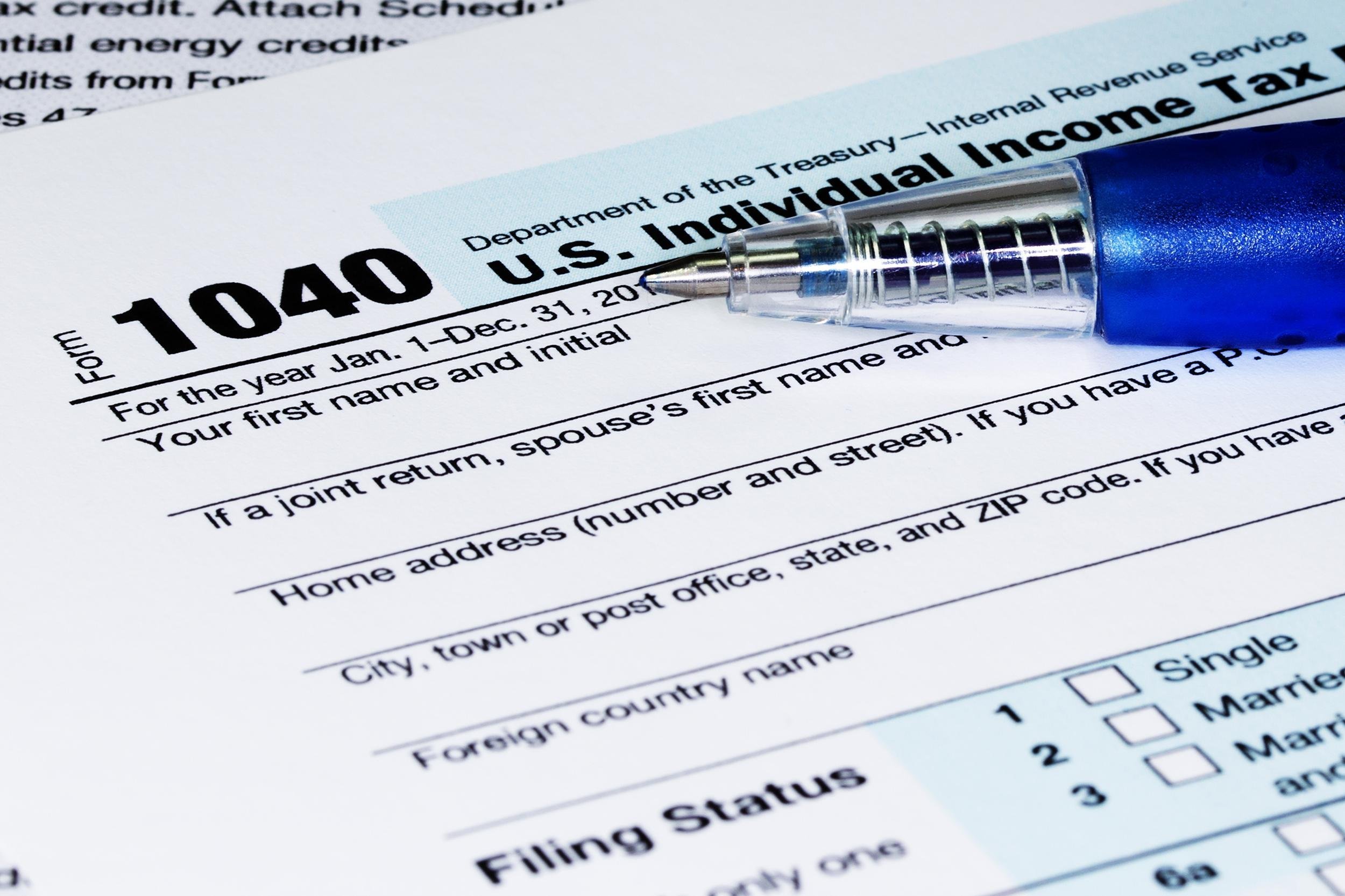 pen on 1040 tax form