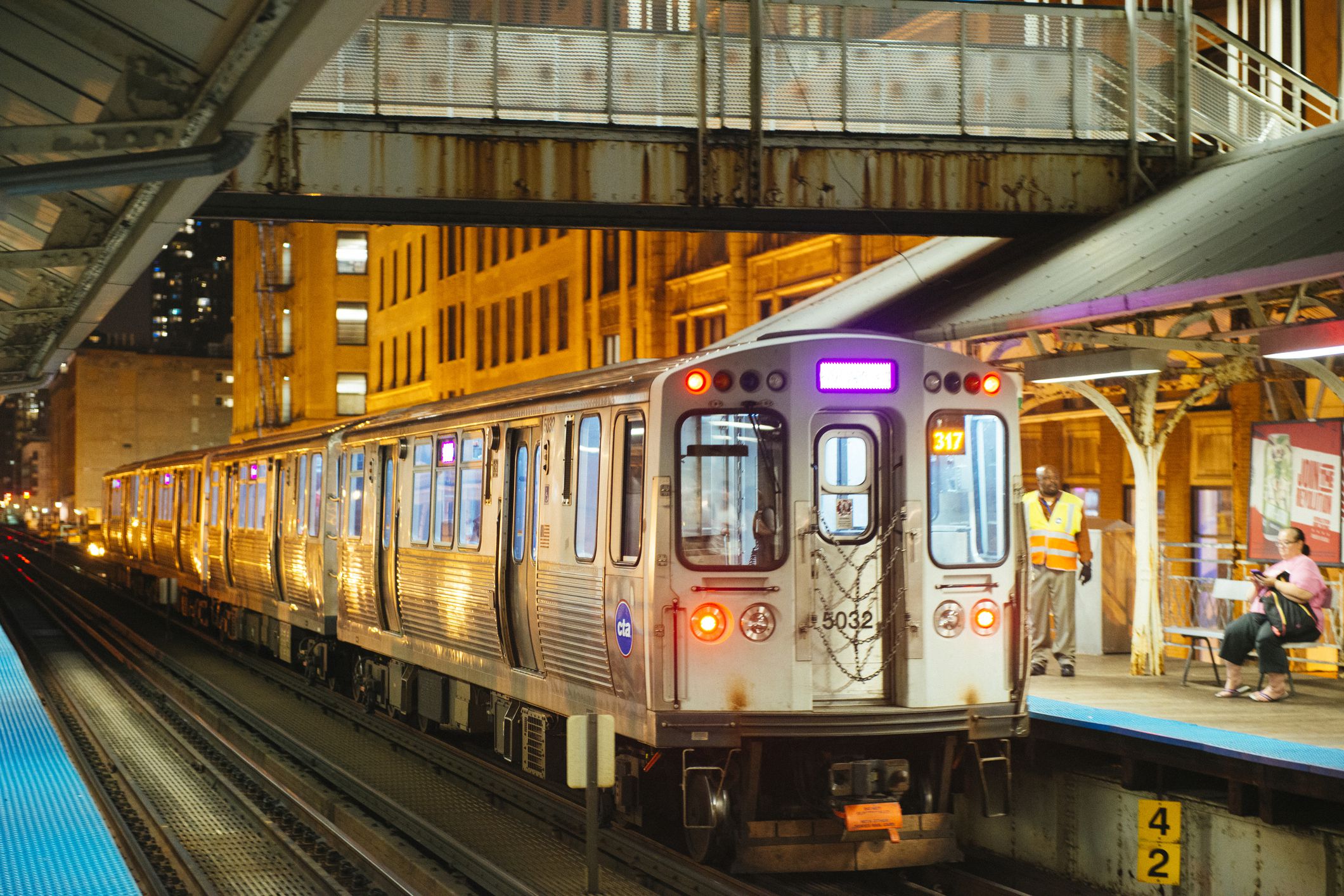 chicago train at station night