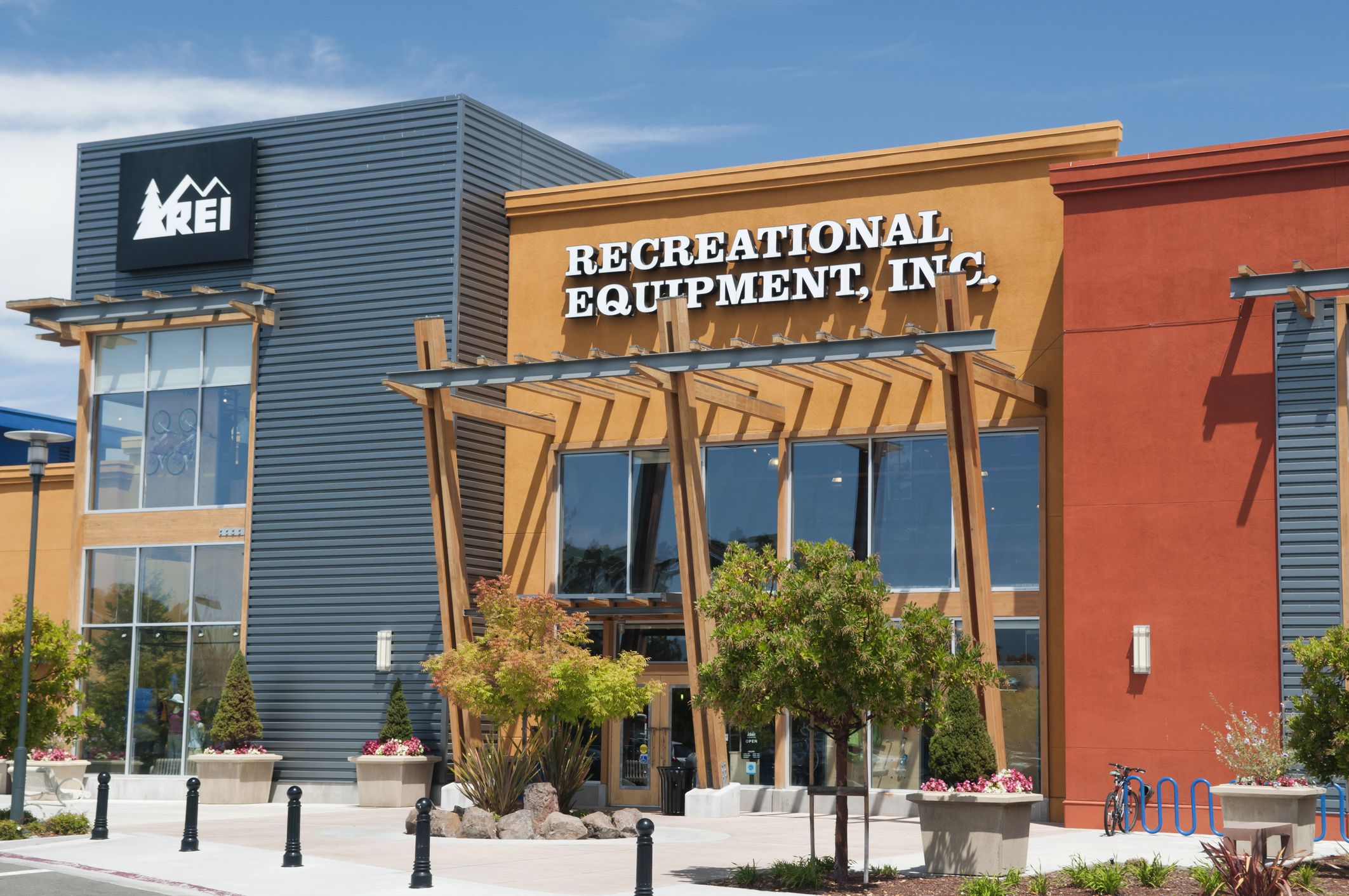 rei storefront