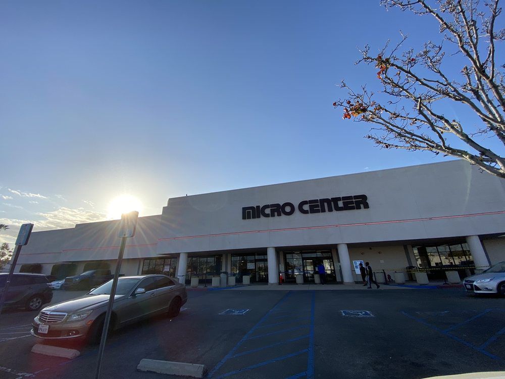 Micro Center, Tustin, CA