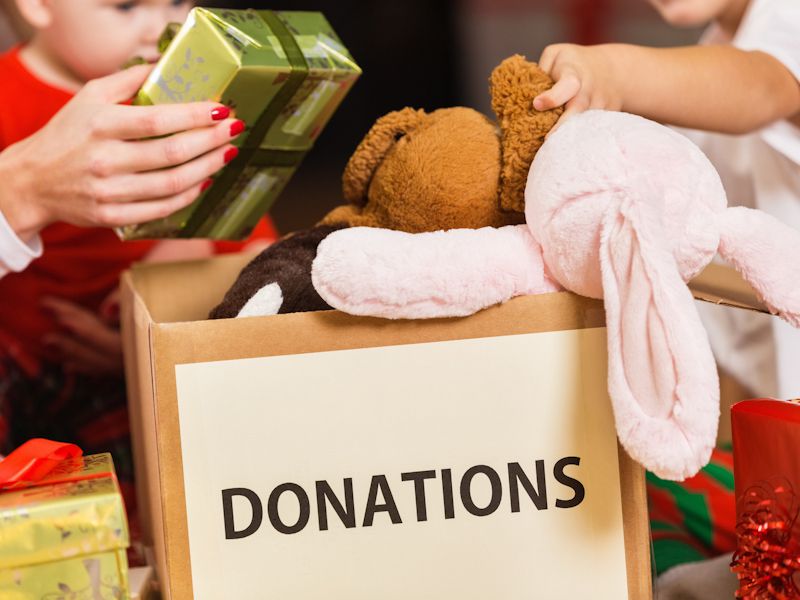 Do A Family Project For Others In Lieu Of Gifts
