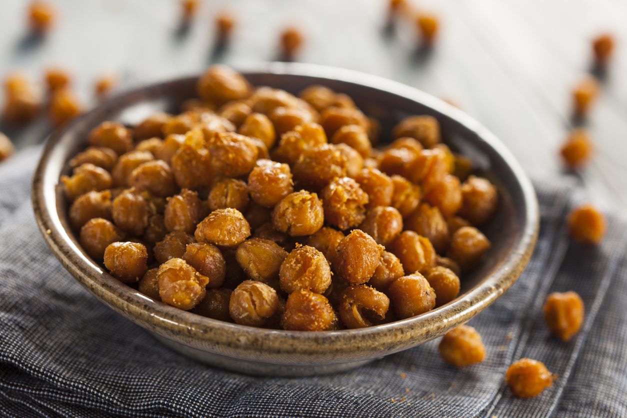 roasted chickpeas in brown bowl