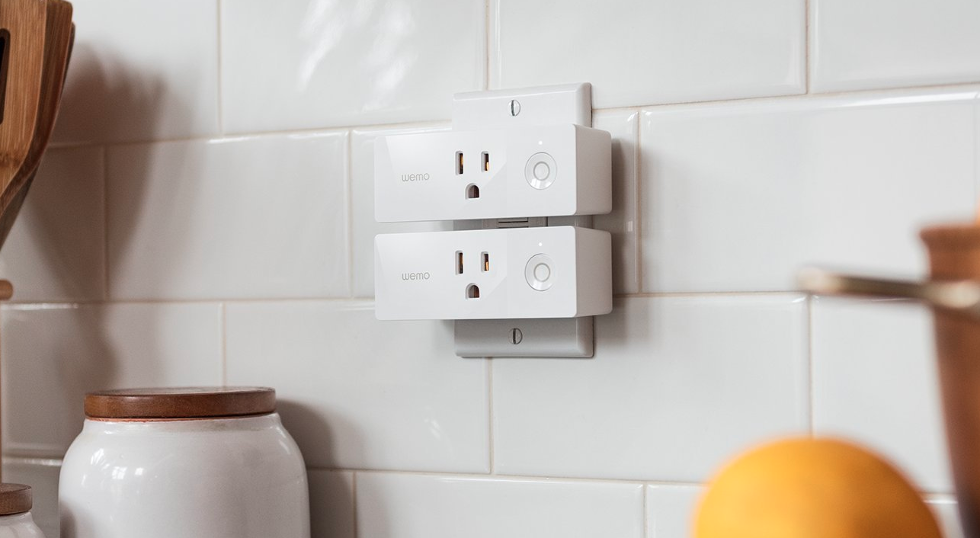 BUY IT: SMART LIGHTS