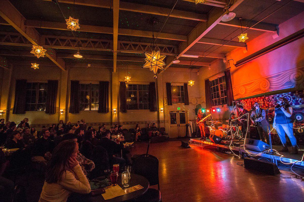 McMenamins Kennedy School