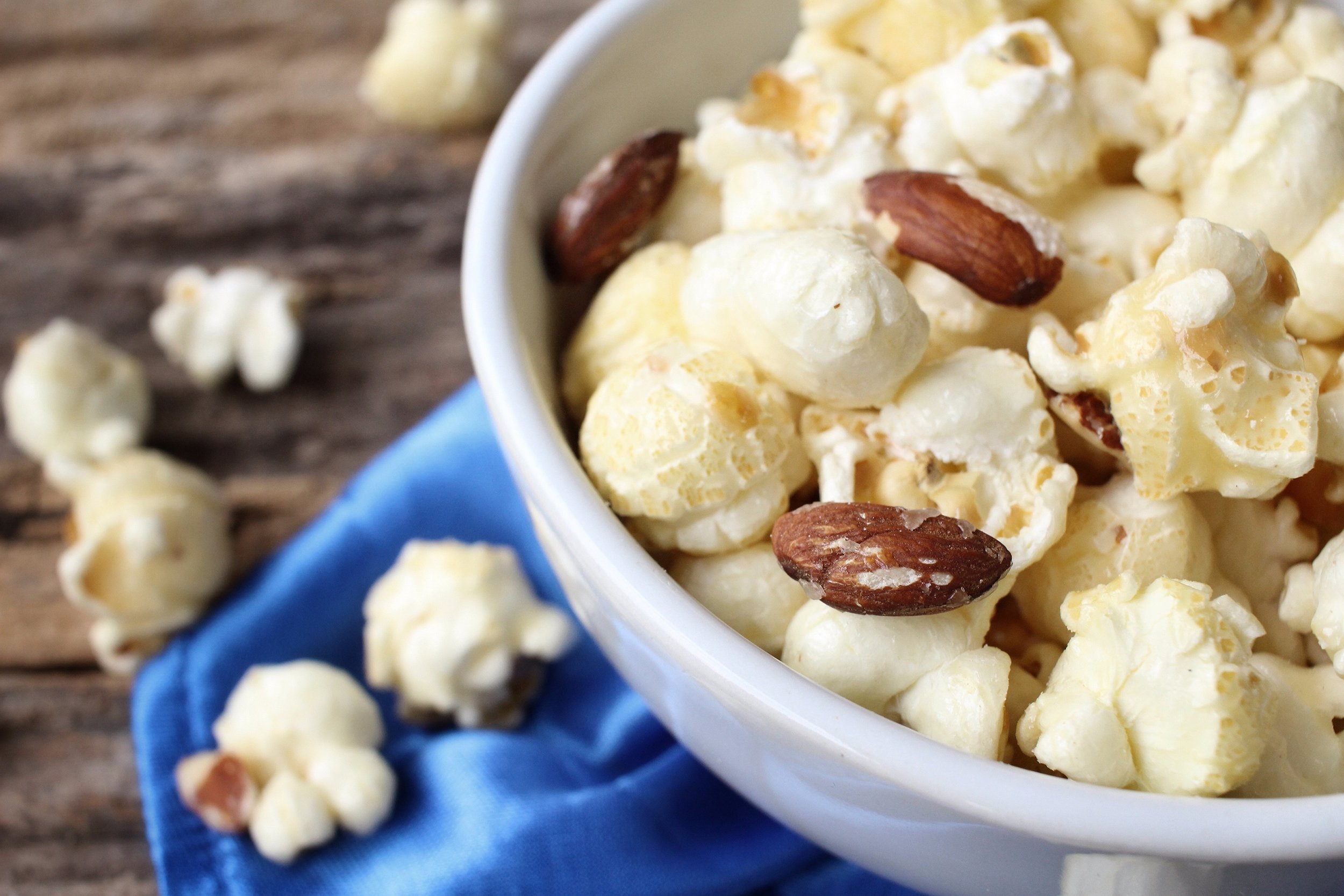 Vanilla Almond Popcorn