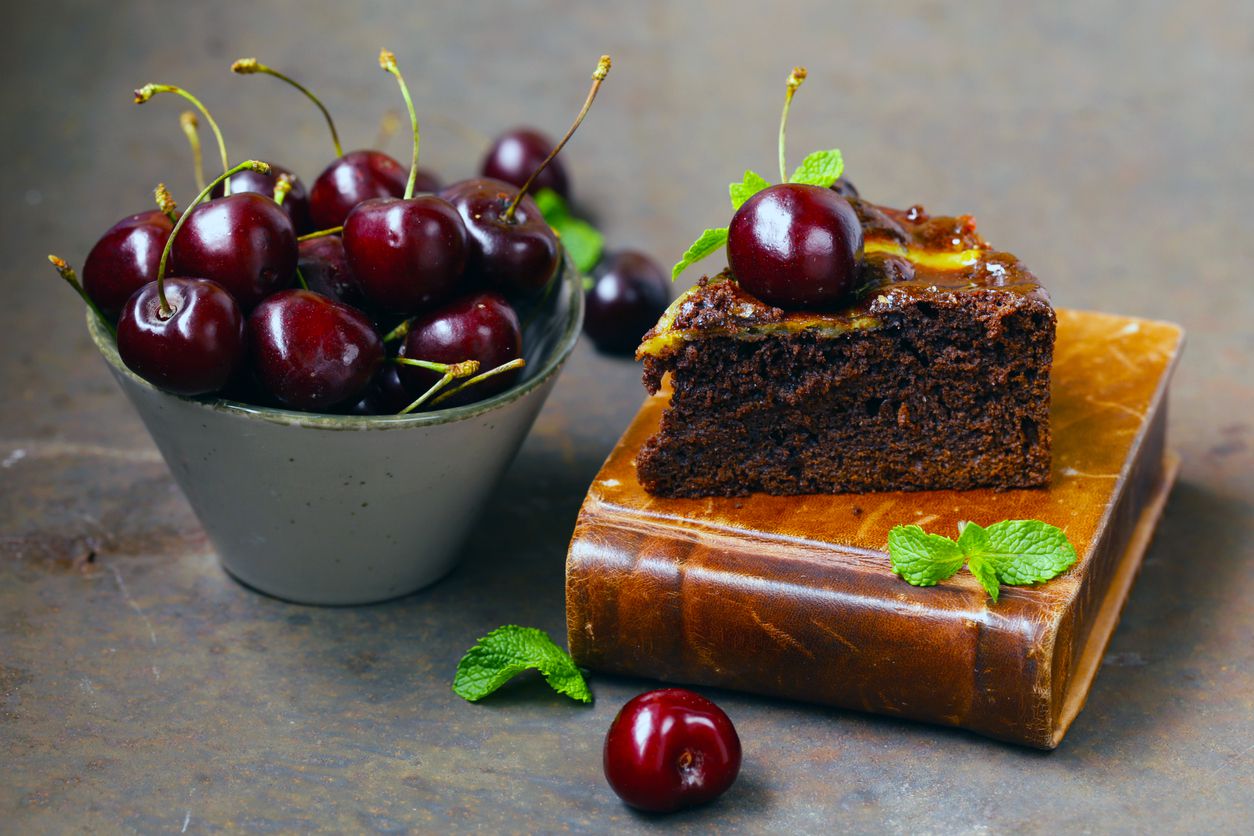 cherry chocolate cake