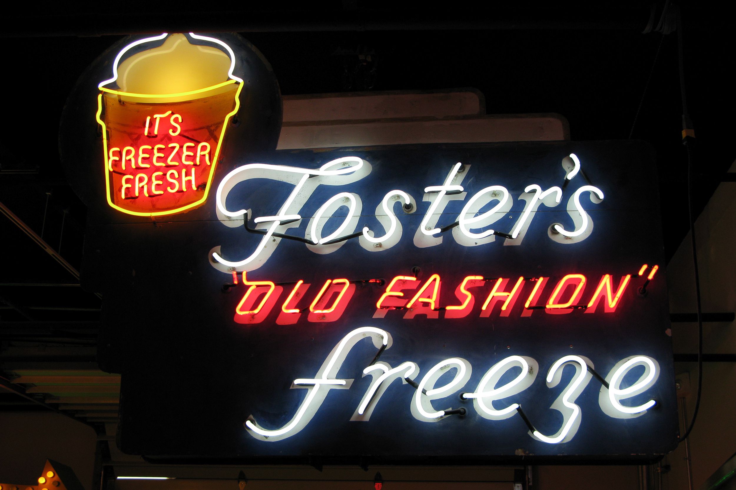 foster's old fashion freeze neon sign