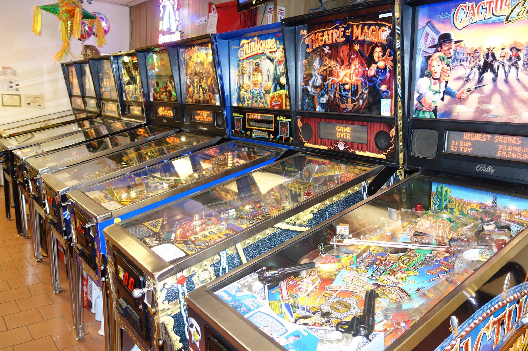 Sunshine Laundromat & Pinball, Brooklyn, New York