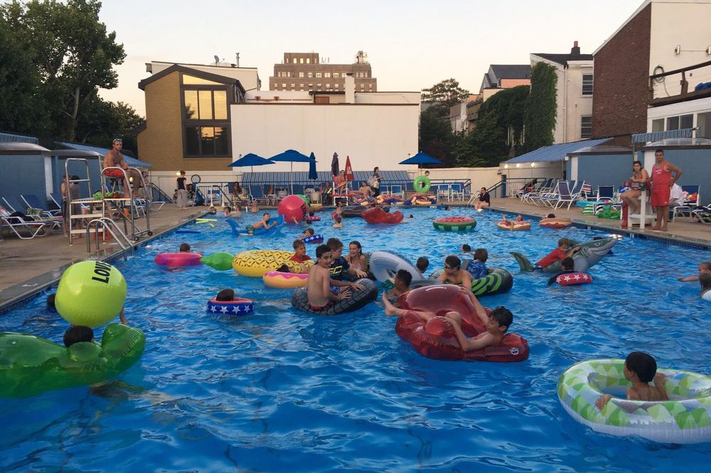 Lombard Swim Club, Philadelphia