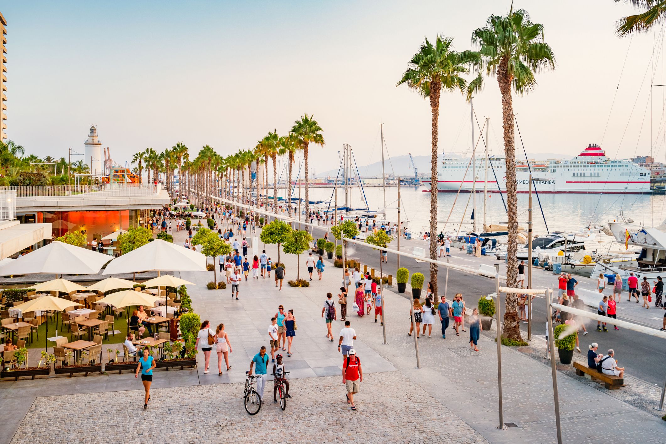tourists in malaga cruise port
