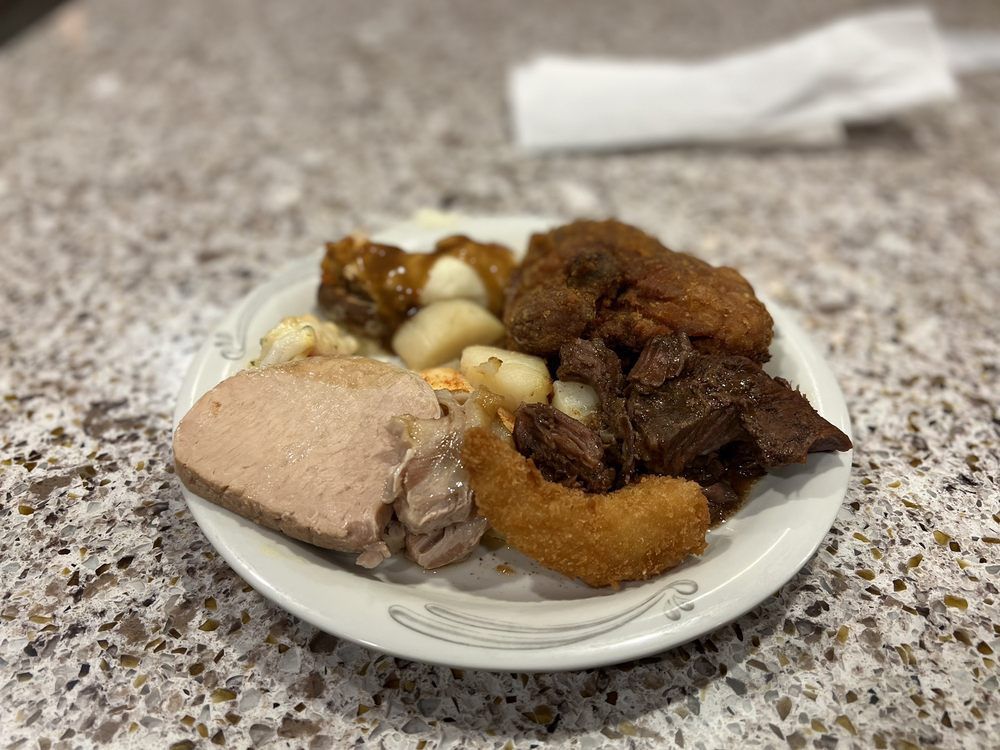 Shady Maple Smorgasbord, East Earl, Pennsylvania