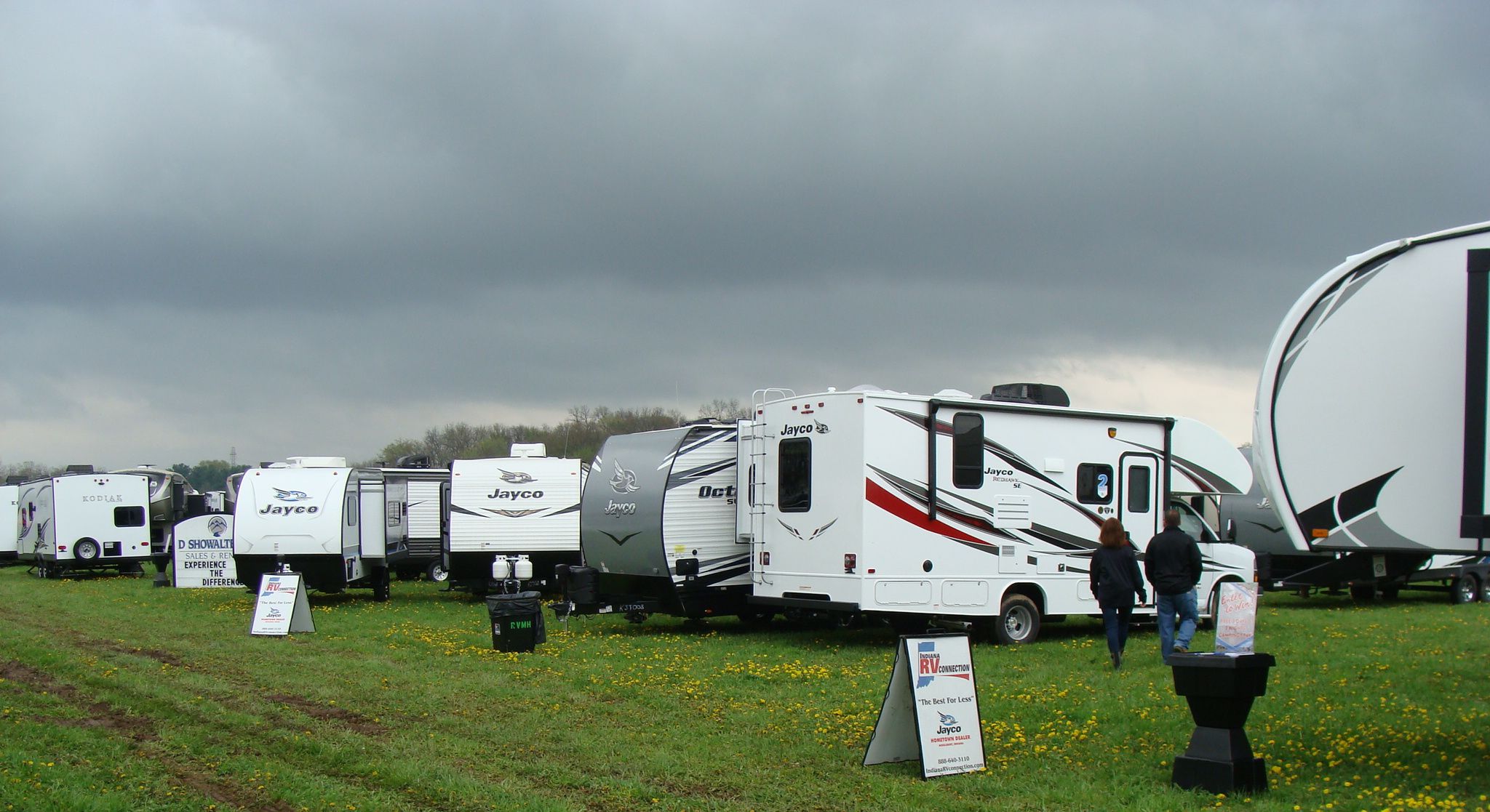 RV Hall of Fame White Makes Comeback