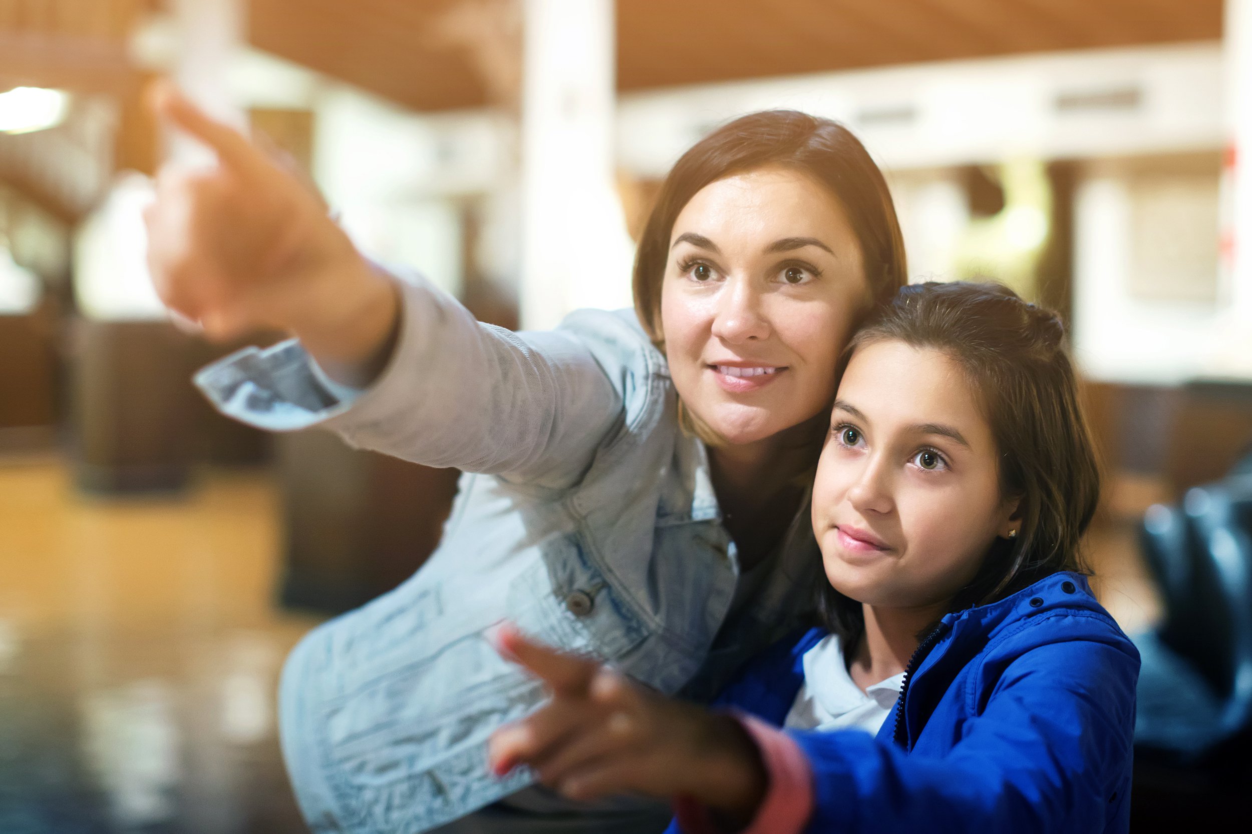 woman and girl in museum
