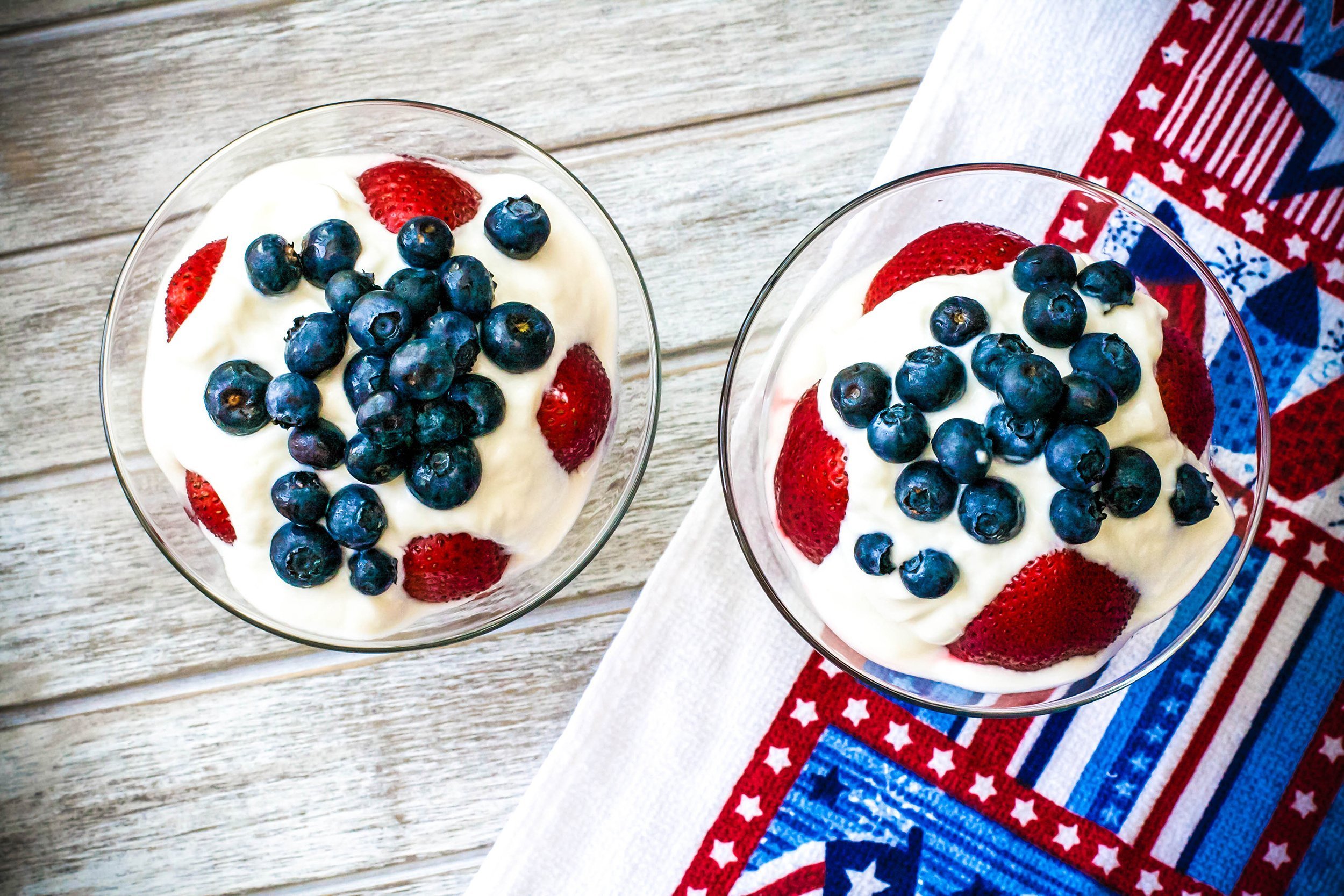 strawberry and blueberry parfait dessert