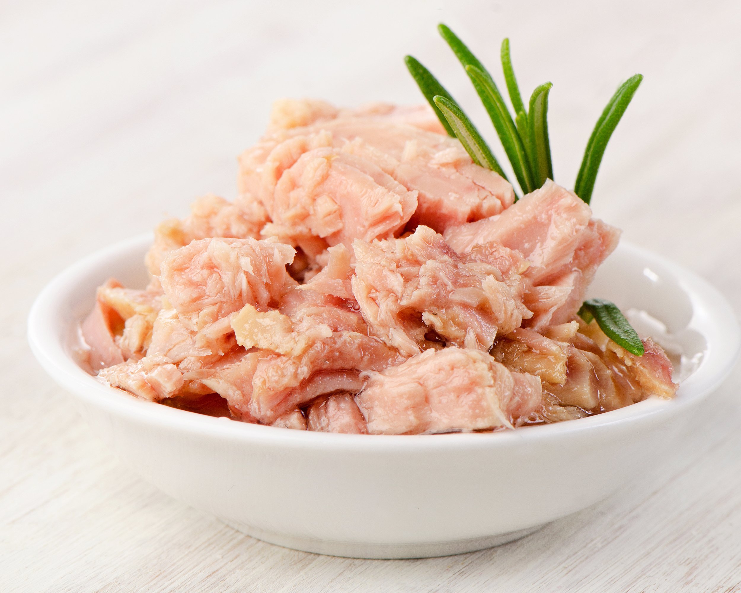 canned tuna fish in white bowl