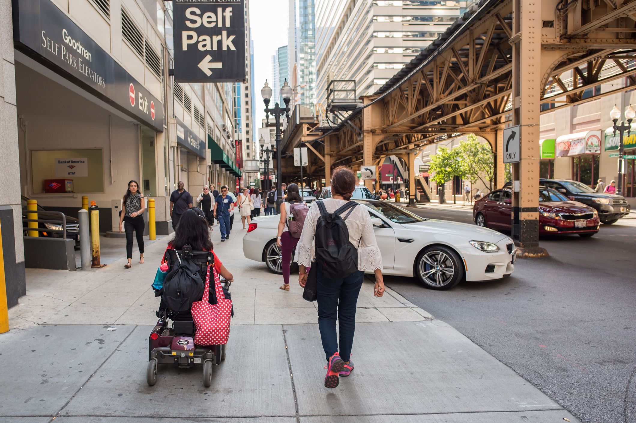 chicago street downtown