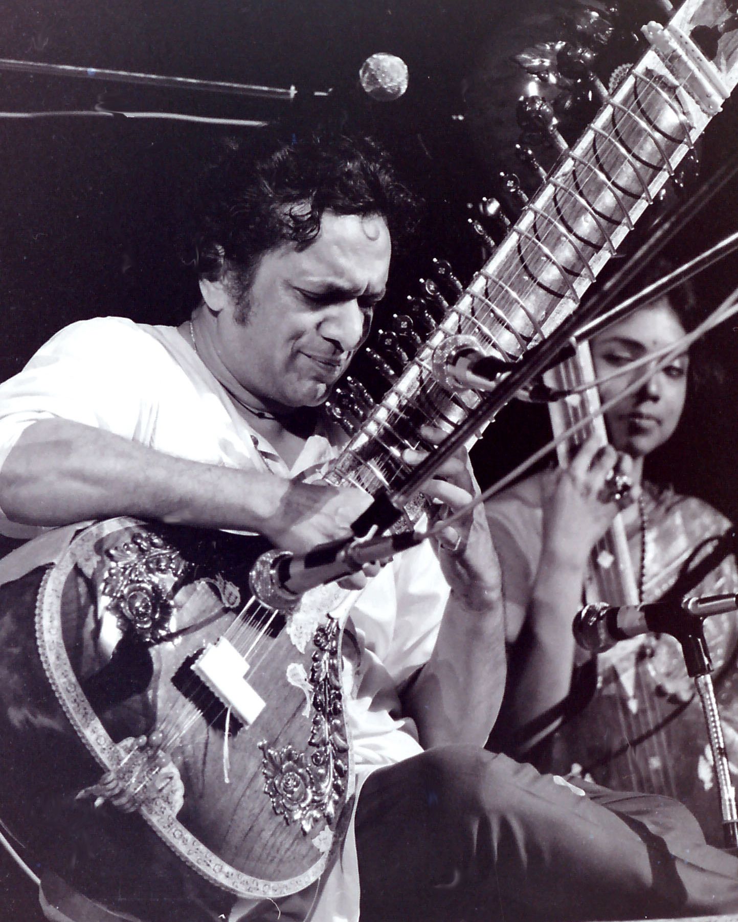 Ravi Shankar performing at Woodstock
