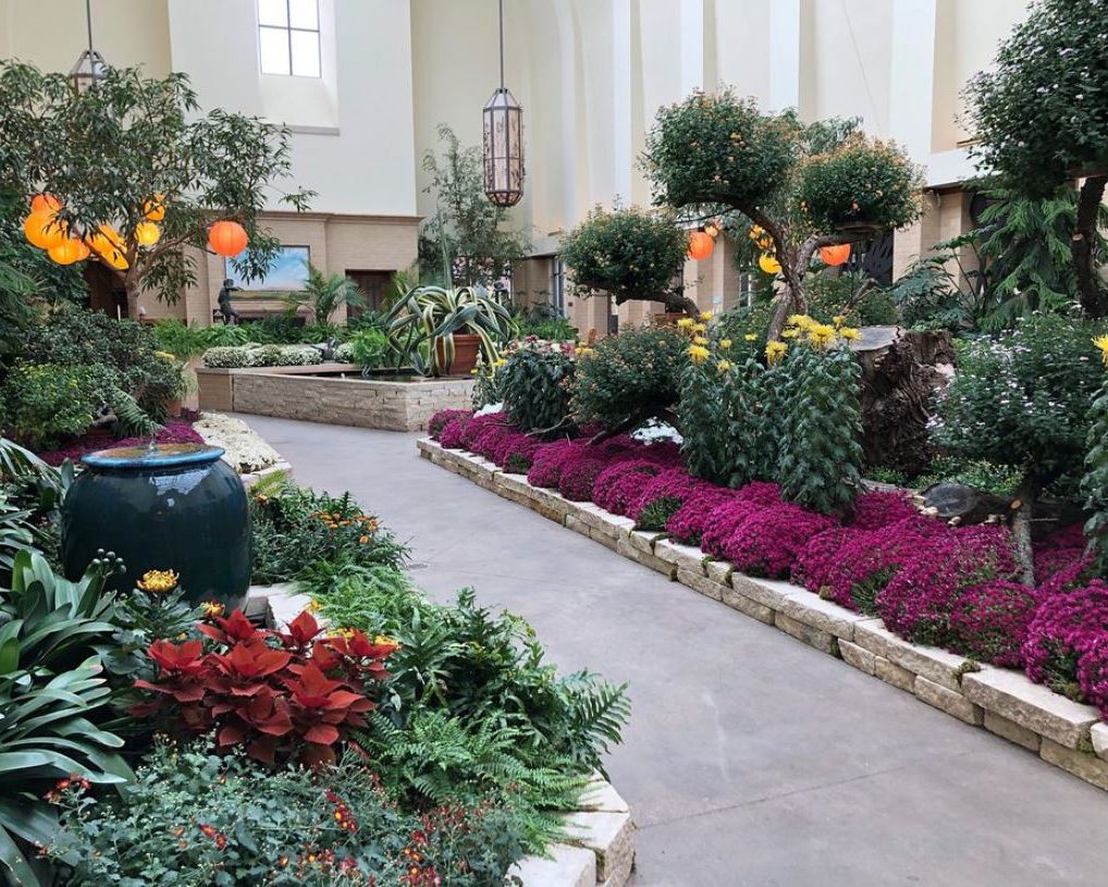 Lauritzen Gardens in Omaha, NE