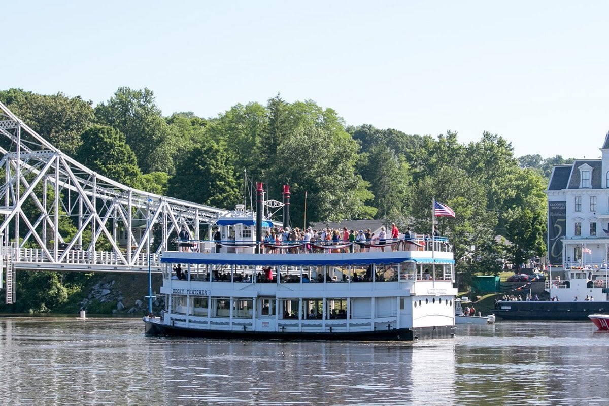 Essex Steam Train & Riverboat Ride, Hartford, Connecticut