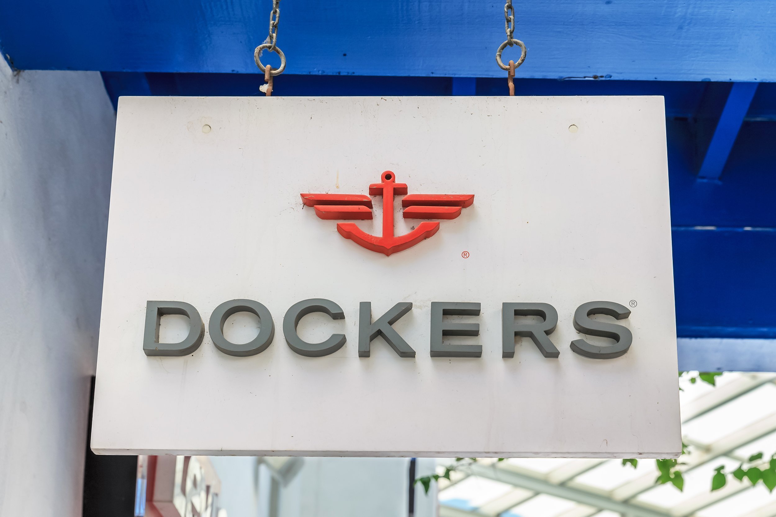 Dockers store